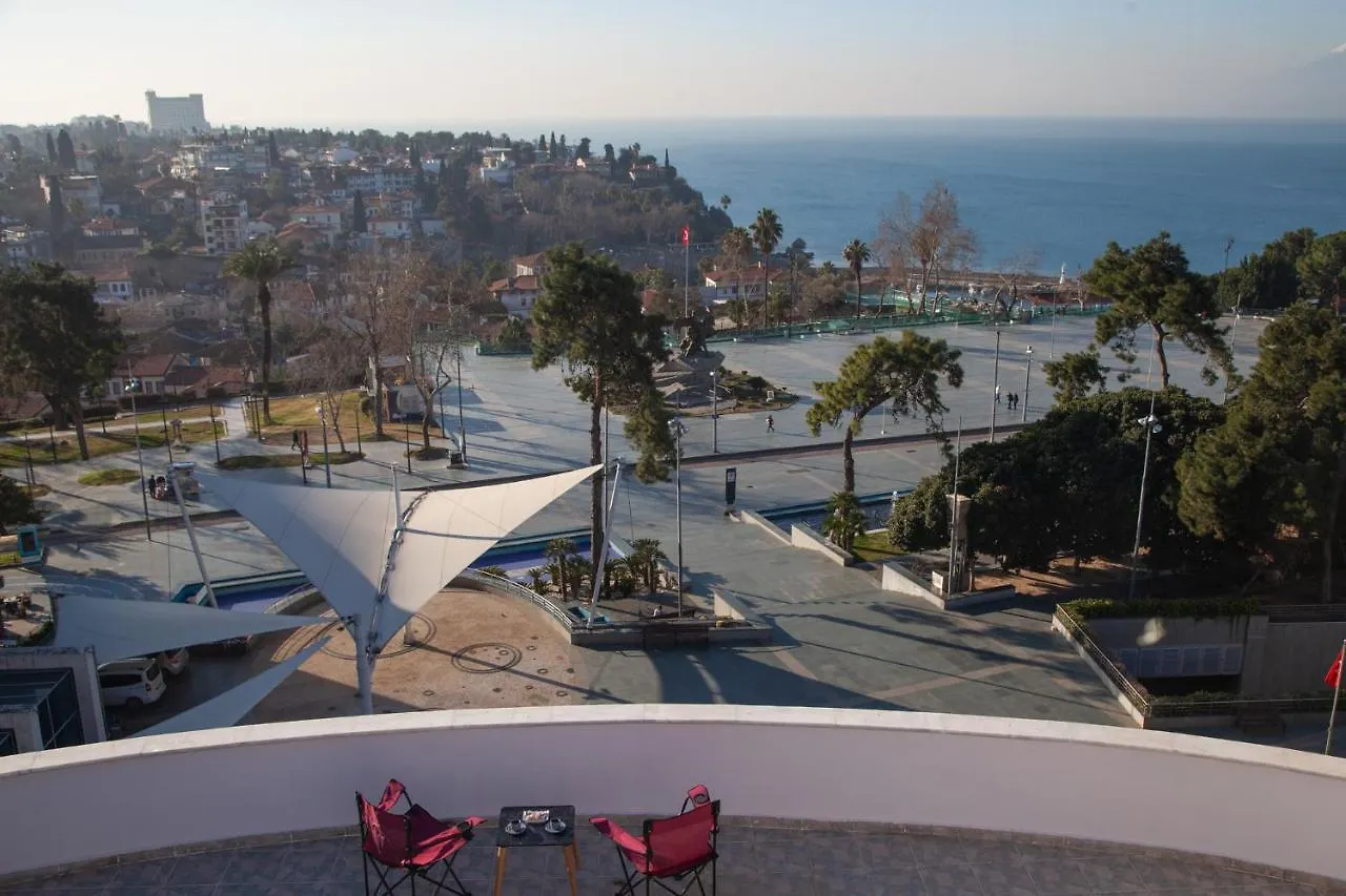 Mavi Avlu - Main Square Old Town Apartment Antalya