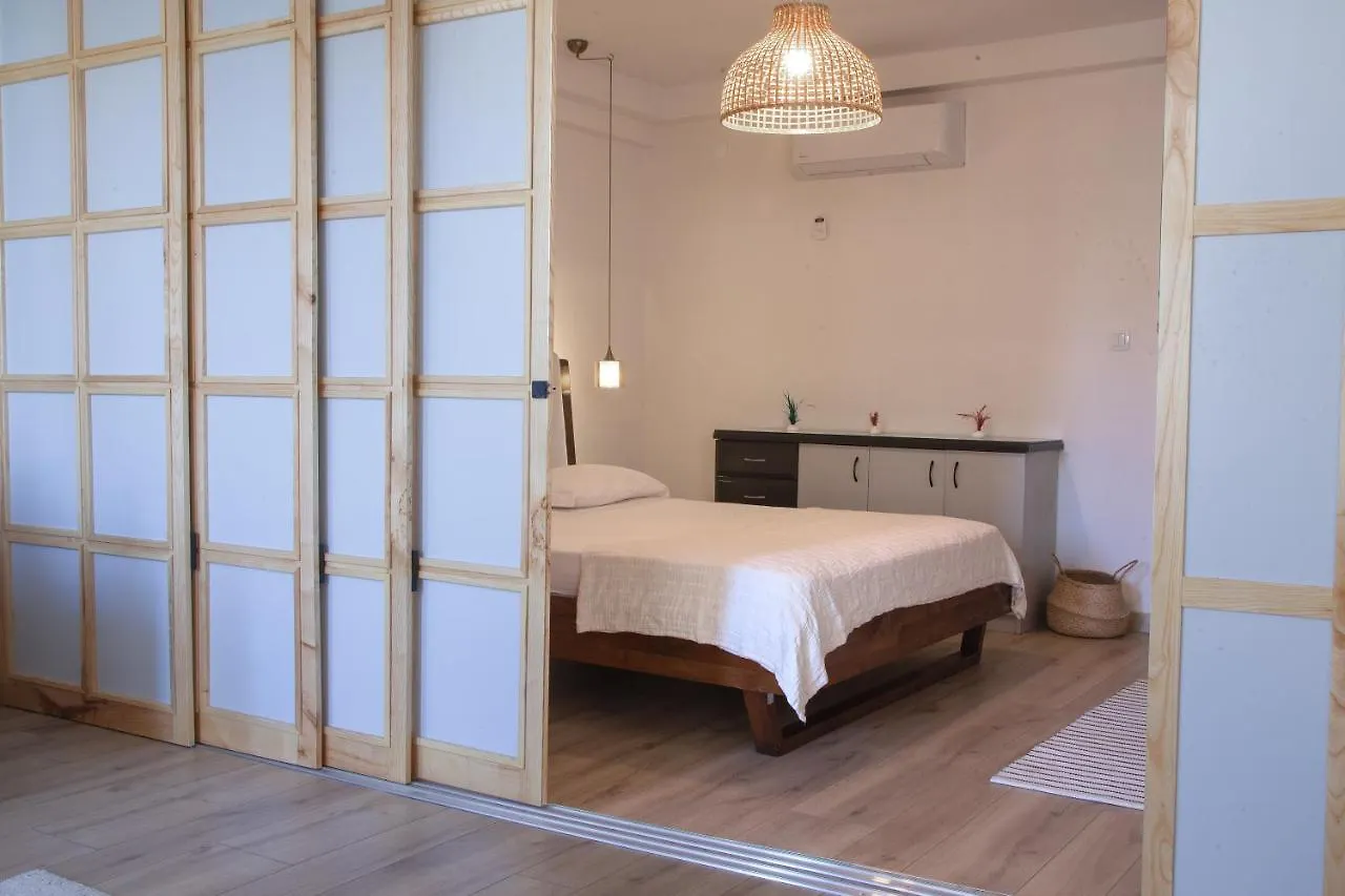 Appartamento Mavi Avlu - Main Square Old Town Antalia 0*,