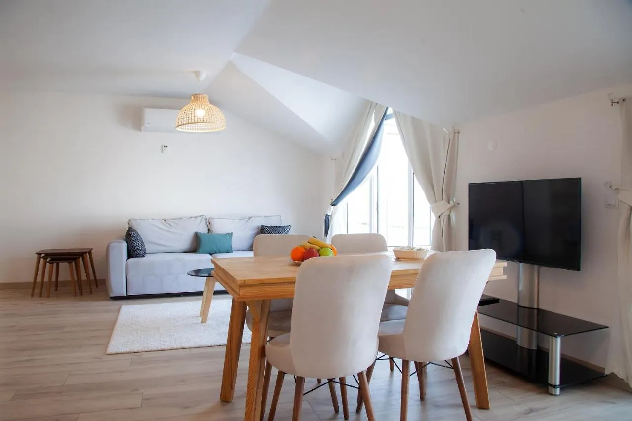 Mavi Avlu - Main Square Old Town Apartment Antalya 0*,