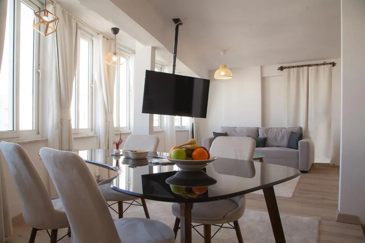 Mavi Avlu - Main Square Old Town Apartment Antalya